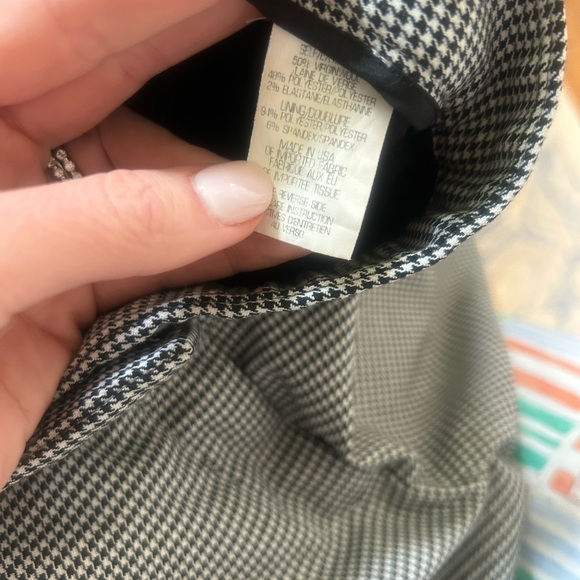 Theory Houndstooth cropped Pants size 0. Zipper pockets! Excellent condition - Picture 5 of 5